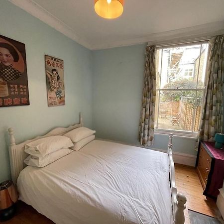 Beautiful Ground Floor Garden Flat Lägenhet London Exteriör bild