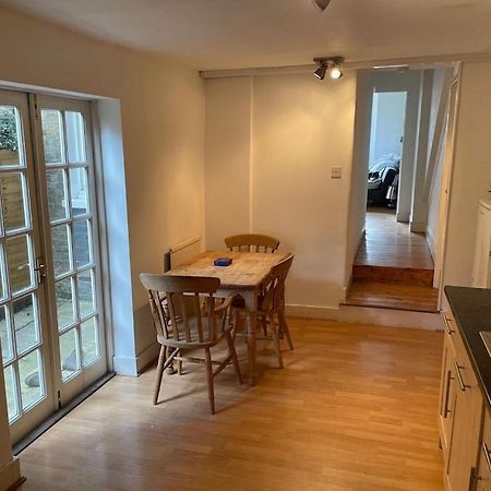 Beautiful Ground Floor Garden Flat Lägenhet London Exteriör bild