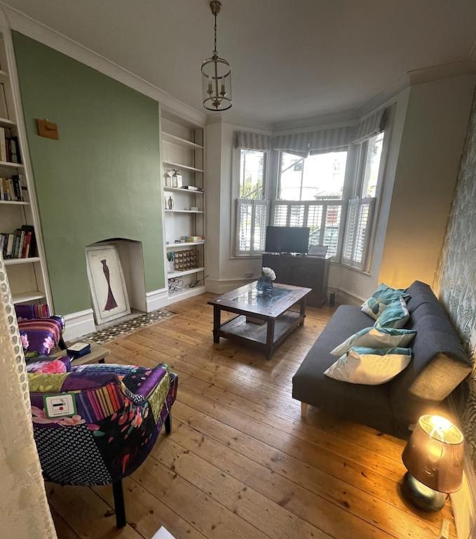 Beautiful Ground Floor Garden Flat Lägenhet London Exteriör bild